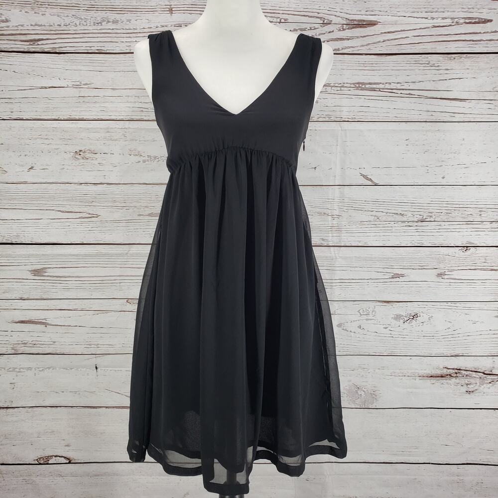 American Eagle Outfitters Women's Black V-Empire Dress Size 0